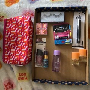 Brand new makeup bundle